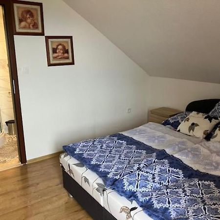 Appartement Apartmanovy Dom Slavia à Bojnice Extérieur photo