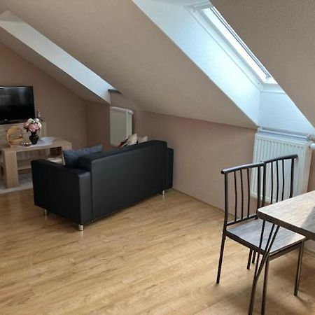 Appartement Apartmanovy Dom Slavia à Bojnice Extérieur photo